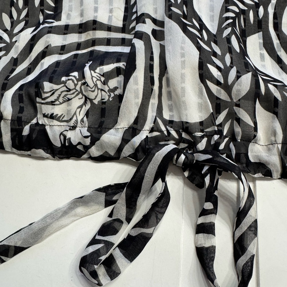 Diane Von Furstenberg Womens 10 Silk Black White Print Ruffle Blouse Bell Sleeve - Picture 5 of 8